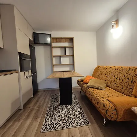 Apartment Pusu Tako *